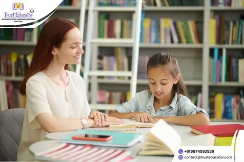 TOP SKILLS AND QUALIFICATIONS NEEDED TO SUCCEED AS A HOME TUTOR.jpg