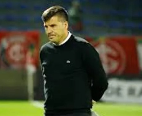 Sin título.jpg Juan Cruz Real dejó de ser el DT de Belgrano tras la caída frente a Independiente Rivadavia de Mendoza