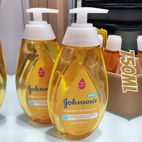 Johnson's Baby Shampoo.jpg