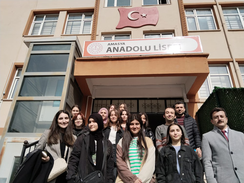 03 Cumhuriyet Ortaokulu Amasya Lise Tanitim Gezisi 2024.jpg