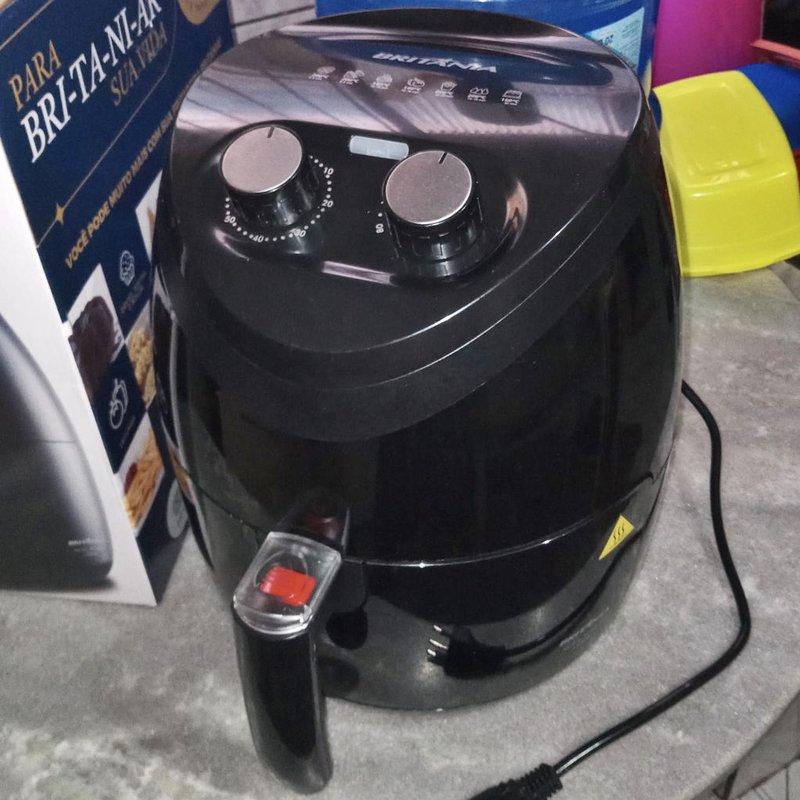 Fritadeira Air Fryer Bfr25p 3,5 Litros Preto Britânia