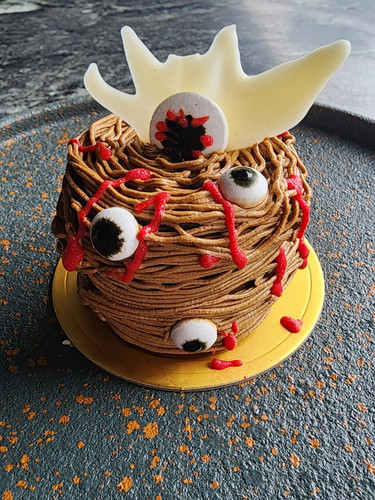 Bloody Moster Scary cake.jpg