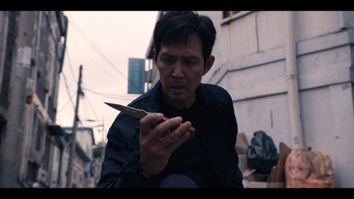 Squid.Game.S02E01.Bread.and.Lottery.1080p.NF.WEB DL.CZ KO.DDP5.1.Atmos.H.264 playWEB.mkv snapshot 00.jpg
