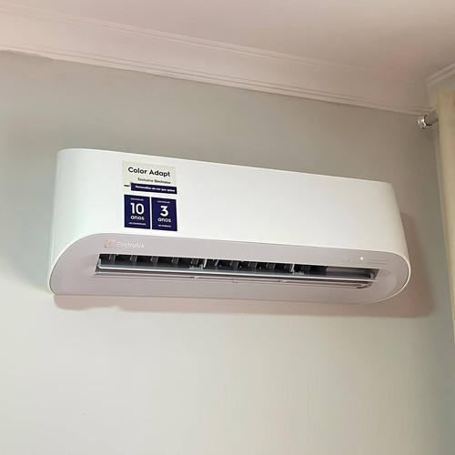 Electrolux Split 18.000 Btus Color Adapt.jpg