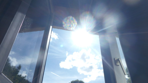 Flare; Publicdomain; Cc0; Freeimage;.jpg