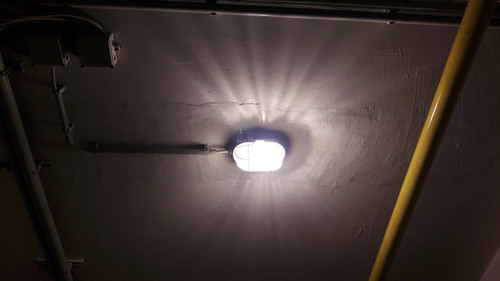 Lamp; Publicdomain; Cc0; Freeimage;.jpg