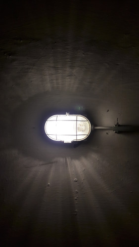 Lamp; Publicdomain; Cc0; Freeimage;.jpg