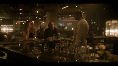 Earth.Abides.S01E01.Alone.2160p.WEB DL.EN.DD+5.1.H265 SuccessfulCrab.mkv snapshot 30.53 [2024.12.28 .jpg