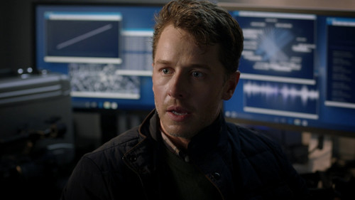 Manifest.S02E01.Fasten.Your.Seatbelts.1080p.AMZN.WEB DL.CZ EN.DD+5.1.H.264 AJP69.mkv snapshot 41.26 .jpg
