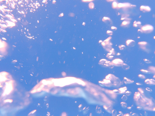 Waters Bubbles Publicdomain (31).jpg