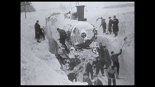 Janzurka.1080p.NF.WEB DL.CZ.AAC.2.0.x264 My.mkv snapshot 00.08.52 [2024.12.28 17.40.22].jpg