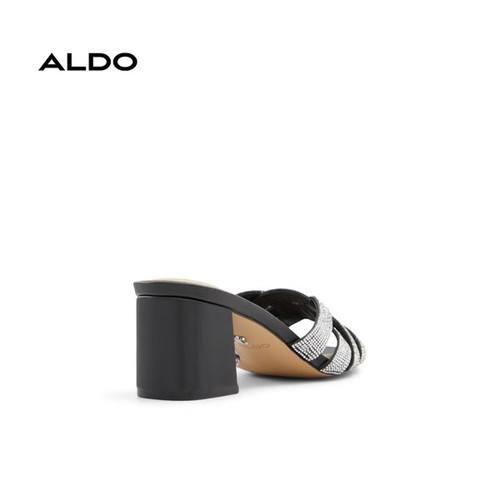 curtsy black 001 003 032 alt1 sq wt 600x600.jpg