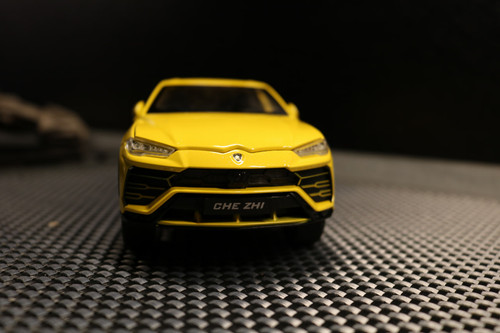Lamborghini Urus 2018.jpg