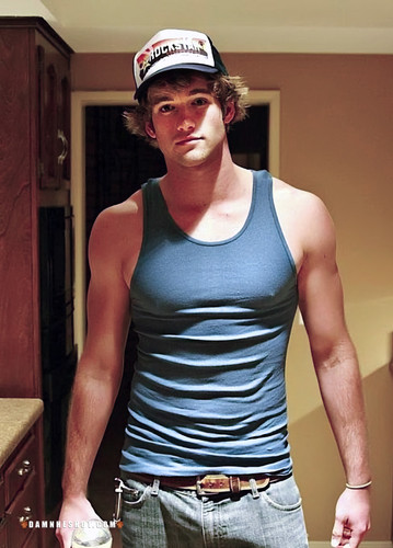 tumblr 03ab736404db4aaabe73b2a7e6125c86 3615eedd 2048.jpg