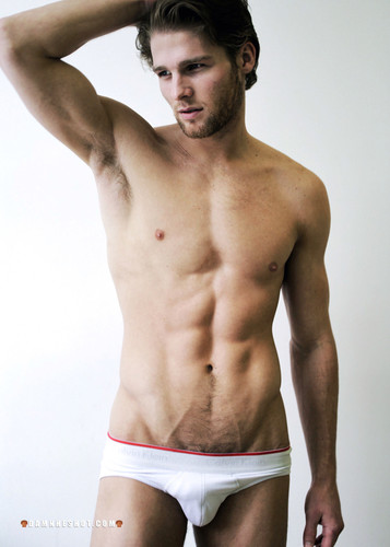 tumblr 36ab84e99fb0ffb5dc4a1880db85efb0 9344e0fb 2048.jpg
