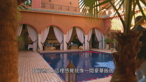 Amazing.Hotels.Life.Beyond.the.Lobby.S05E01.2017.1080p.Hami.WEB DL.H264.AAC HHWEB.mkv 20250108 06362.png