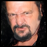 Motley Cruz 2.jpg