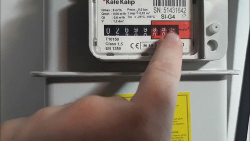 2gKRv9V.md.jpg
