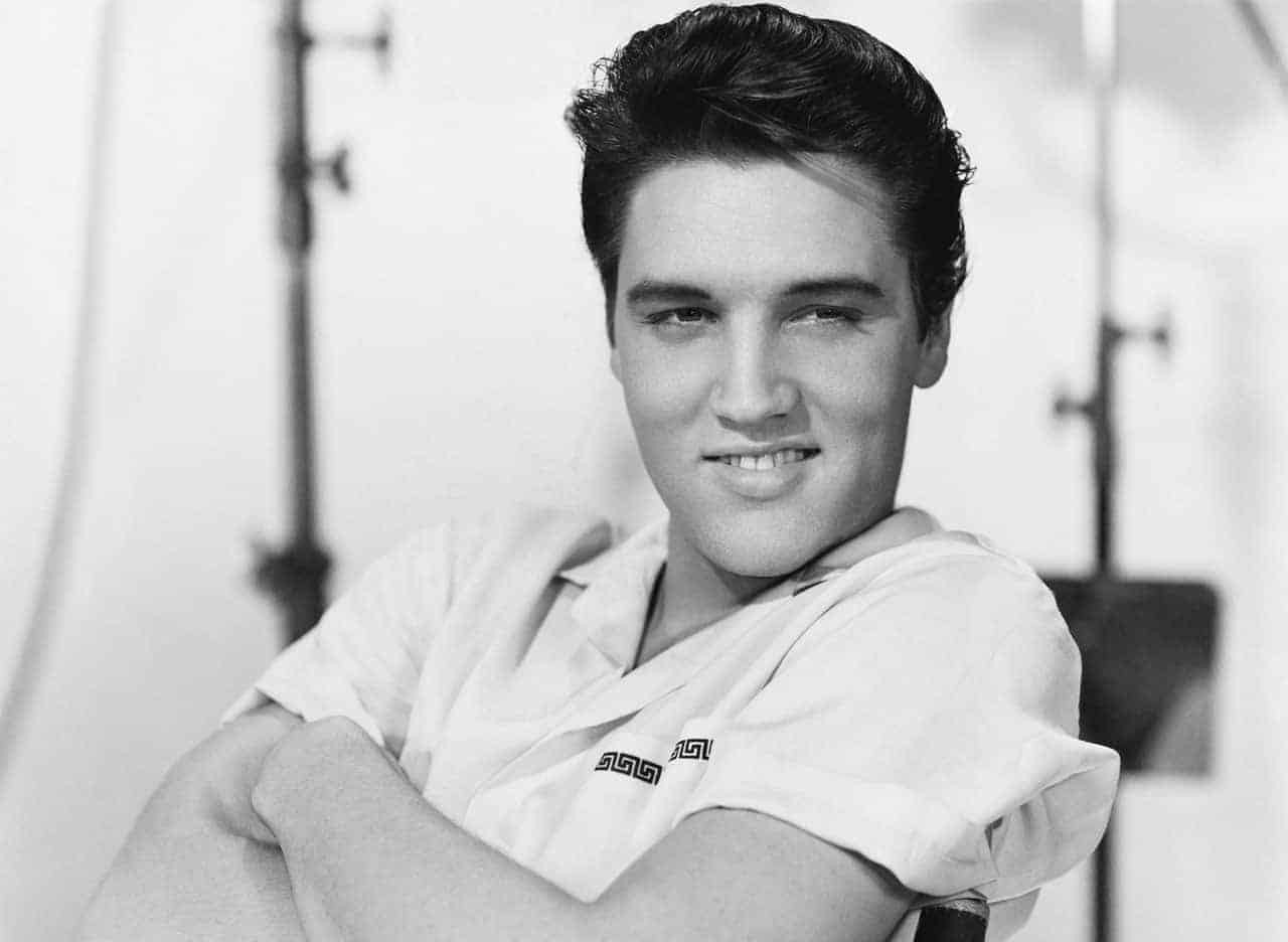 Elvis Presley: Vita, Musica e l’eredità del Re del Rock