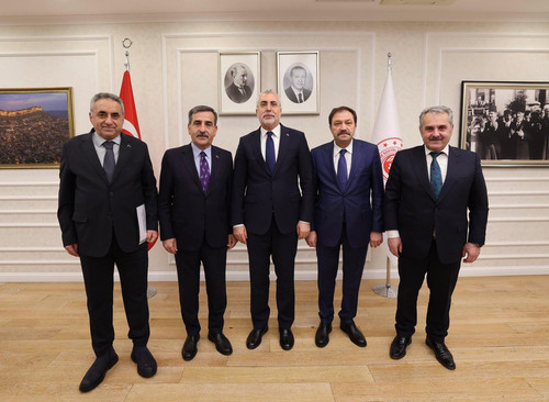 GgstXi XIAAUvCn?format=jpg.jpg