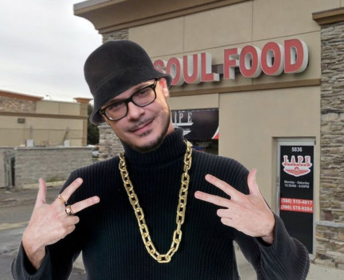 F2VE5ZWXQAAgmf8 Copy.jpg