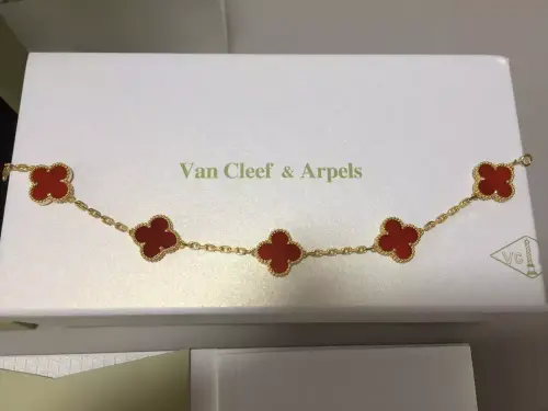 Van Cleef & Arpels Vintage Alhambra 5 Motifs Bracelet 18K YG Carnelian6 (1).webp