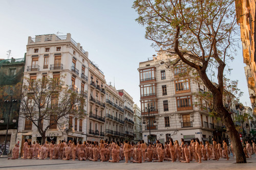 15539367403583 1300x0.jpg