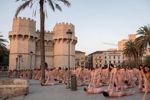 15539367334876 1300x0.jpg