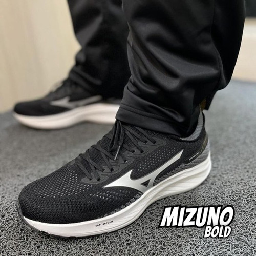 Mizuno Bold.jpg