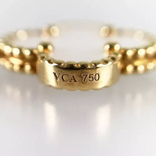 Van Cleef & Arpels Vintage Alhambra Yellow gold shell Necklace8.webp