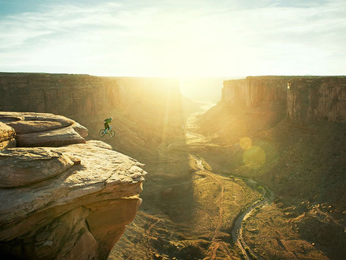 bike base jump utah 86374 990x742.jpg