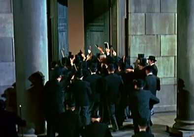 Screenshot 2024 12 18 at 10 08 17 mary poppins bank.jpg (JPEG Image 712 × 407 pixels).png