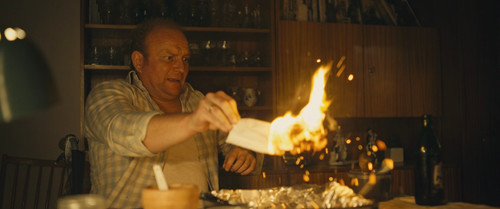Invalid.2023.1080p.BluRay.SK.DD+5.1.x264 SbR.mkv snapshot 01.00.34 [2024.12.28 22.04.14].jpg