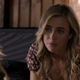 Manifest.S03E01.Tailfin.1080p.AMZN.WEB DL.CZ EN.DDP5.1.H.264 NTb.mkv snapshot 32.47 [2024.12.29 09.2