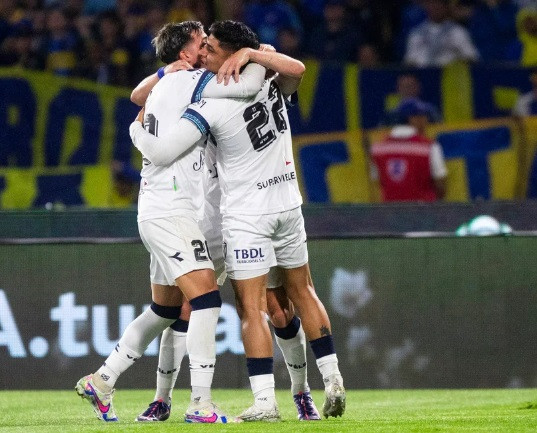 468225701_18359589508140711_178167979334179988_n.jpg Vélez se lo dio vuelta a Boca en una semifinal increíble y es finalista de la Copa Argentina