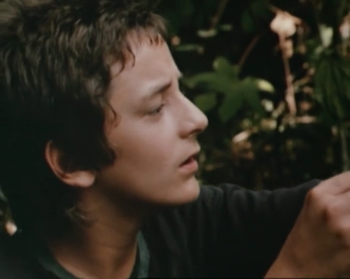 cap Fast.Talking.1984.576p.WEB DL.AAC.2.0.x264 YInMn 00 03 13 01.png