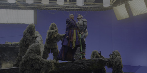The.Franchise.2024.S01E02.Scene.36.The.Invisible.Jackhammer.2160p.MAX.WEB DL.CZ SK EN.DD+5.1.DoVi.HD.jpg
