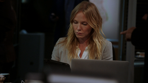 Law.and.Order.SVU.S22E01.720p.AMZN.WEB DL.DDP5.1.H.264 NTb.Dual.DRENAN 003.png
