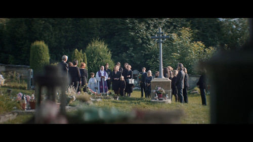 Buko.2022.1080p.NF.WEB DL.CZ.DD+5.1.x264 My.mkv snapshot 00.05.36 [2024.11.29 08.16.47].jpg