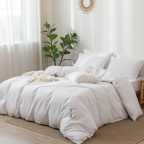 White (4).jpg