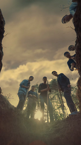 冯宝宝与张楚岚.Feng.Bao.Bao.Yu.Zhang.Chu.Lan.S01E01.2023.2160p.WEB DL.HEVC.AAC.2.0 AGSVWEB.mp4 20241031 084.jpg