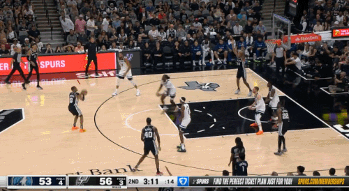GIF 11 2 2024 8 03 35 PM.gif