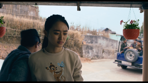 Anek.2022.2160p.NF.WEB DL.DDP5.1.HEVC HHWEB.mkv snapshot 01.14.24.000.png