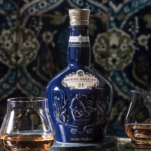 Whisky Royal Salute.jpg