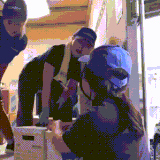 6HRkh5sOujD1yi7.gif