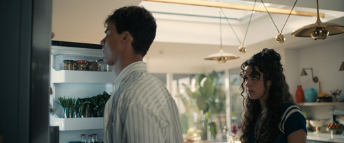 My.Fault.London.2025.1080p.AMZN.WEB DL.CZ EN.DD+5.1.H.264 APEX.mkv snapshot 00.08.50 [2025.02.14 12.