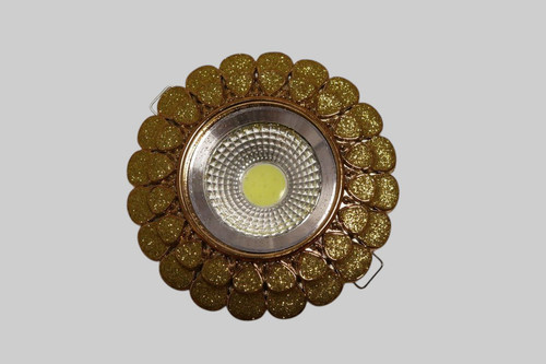 Метална луна, златна X683.jpg