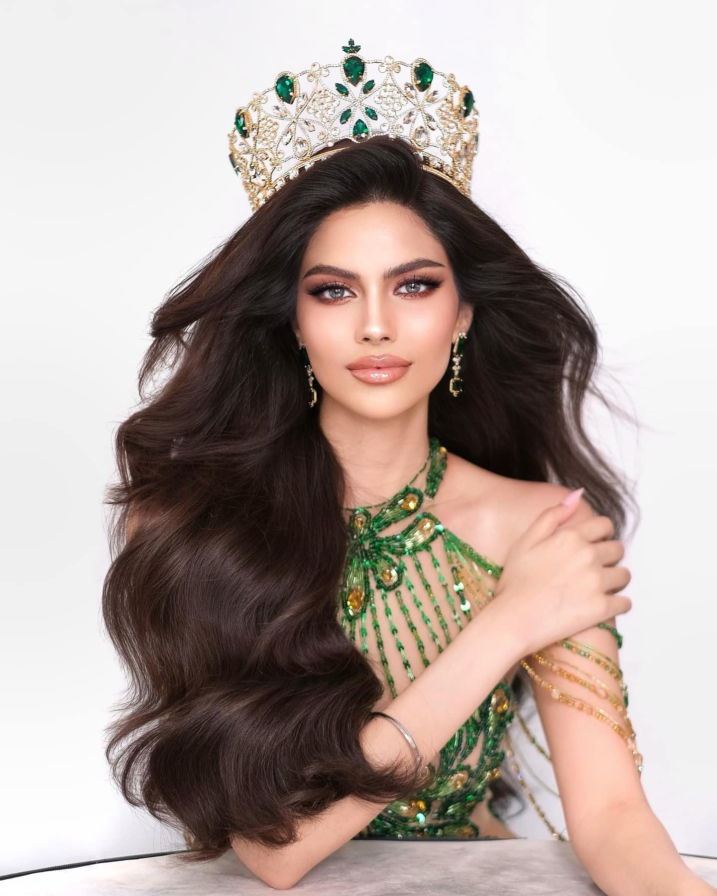 india vence miss grand international 2024. 2quHCej