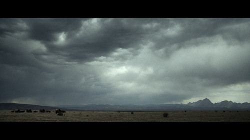 American.Primeval.S01E01.1080p.NF.WEB DL.CZ EN.DD+5.1.H.264 playWEB.mkv snapshot 22.04 [2025.01.10 1.jpg