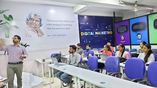 Digital Marketing Course.jpg